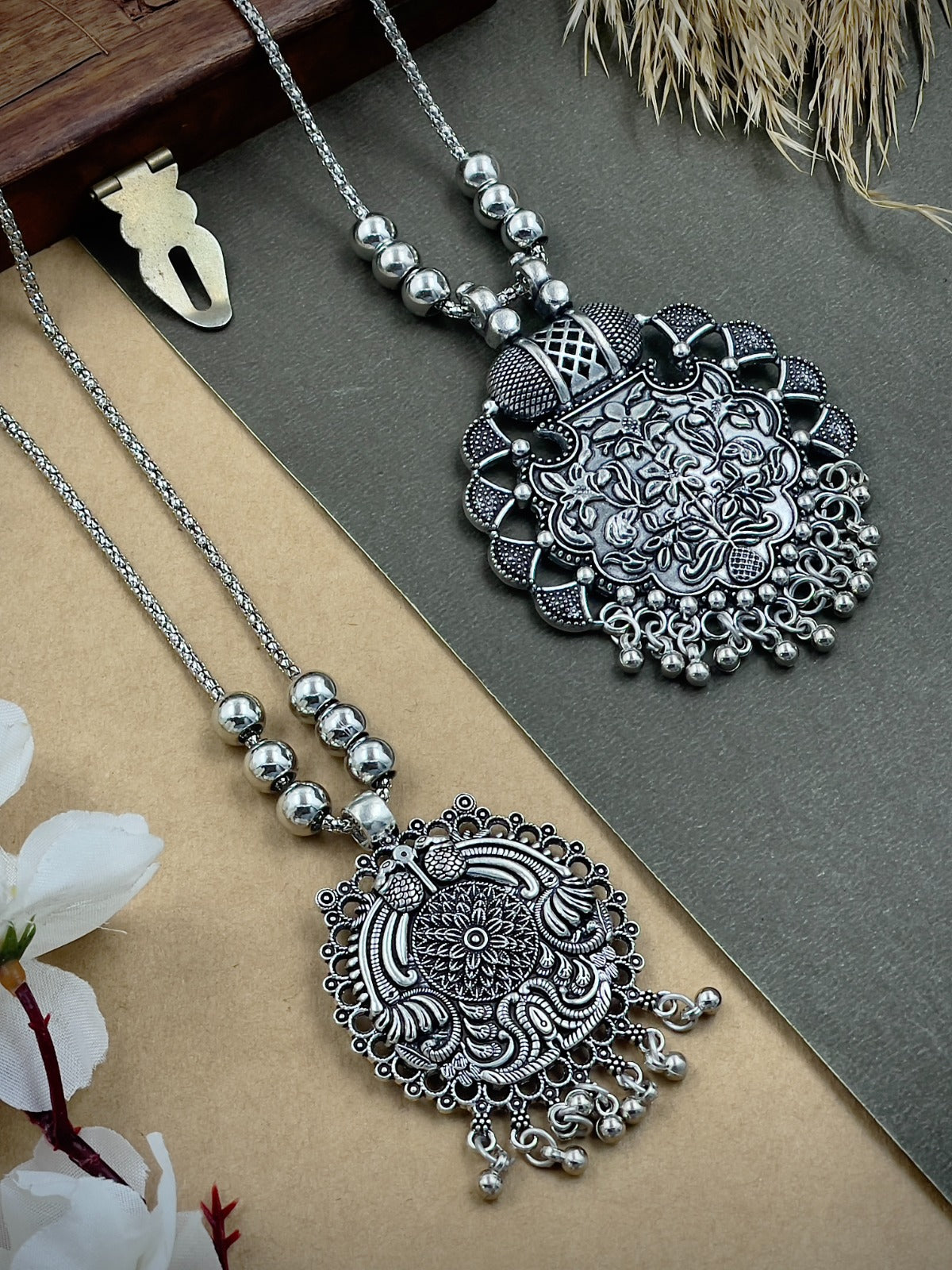 SET OF 2 OXIDISED CHAIN PENDANT NECKLACE