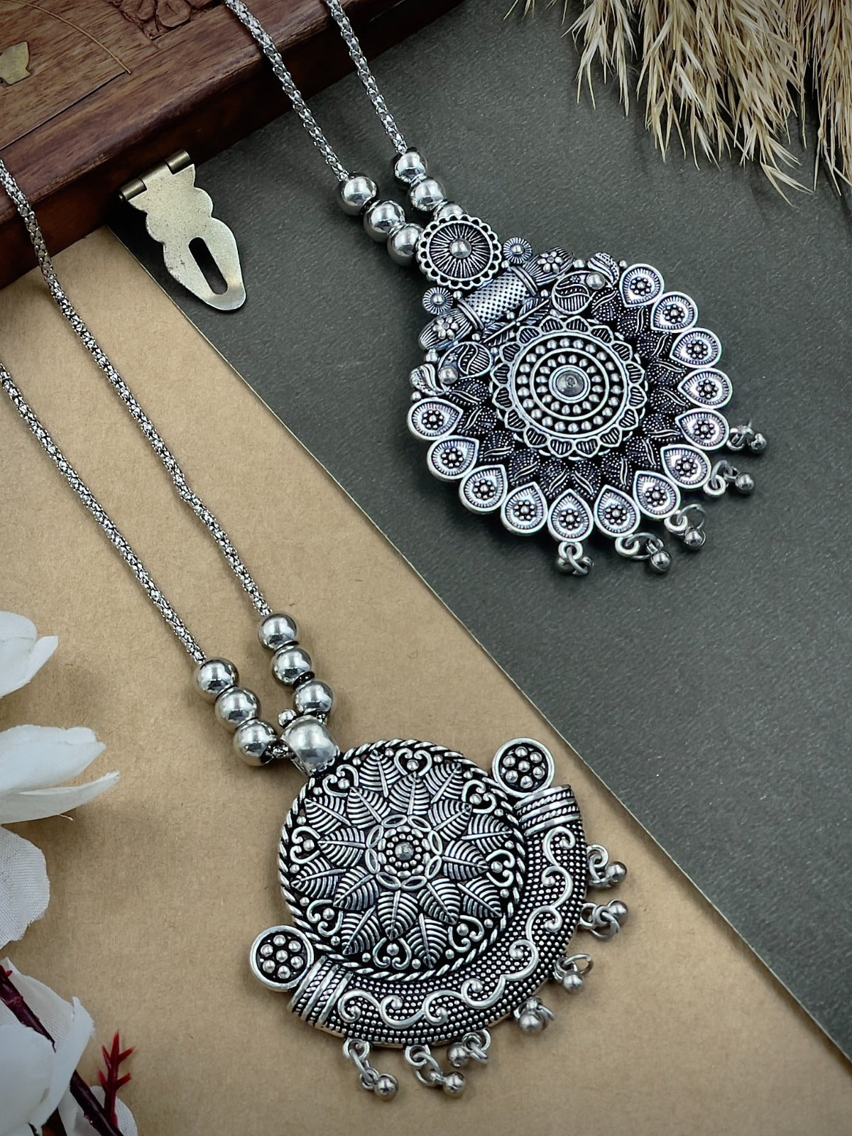 SET OF 2 OXIDISED CHAIN PENDANT NECKLACE