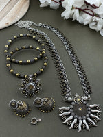Load image into Gallery viewer, Neeti Dualtone Jewellery Set