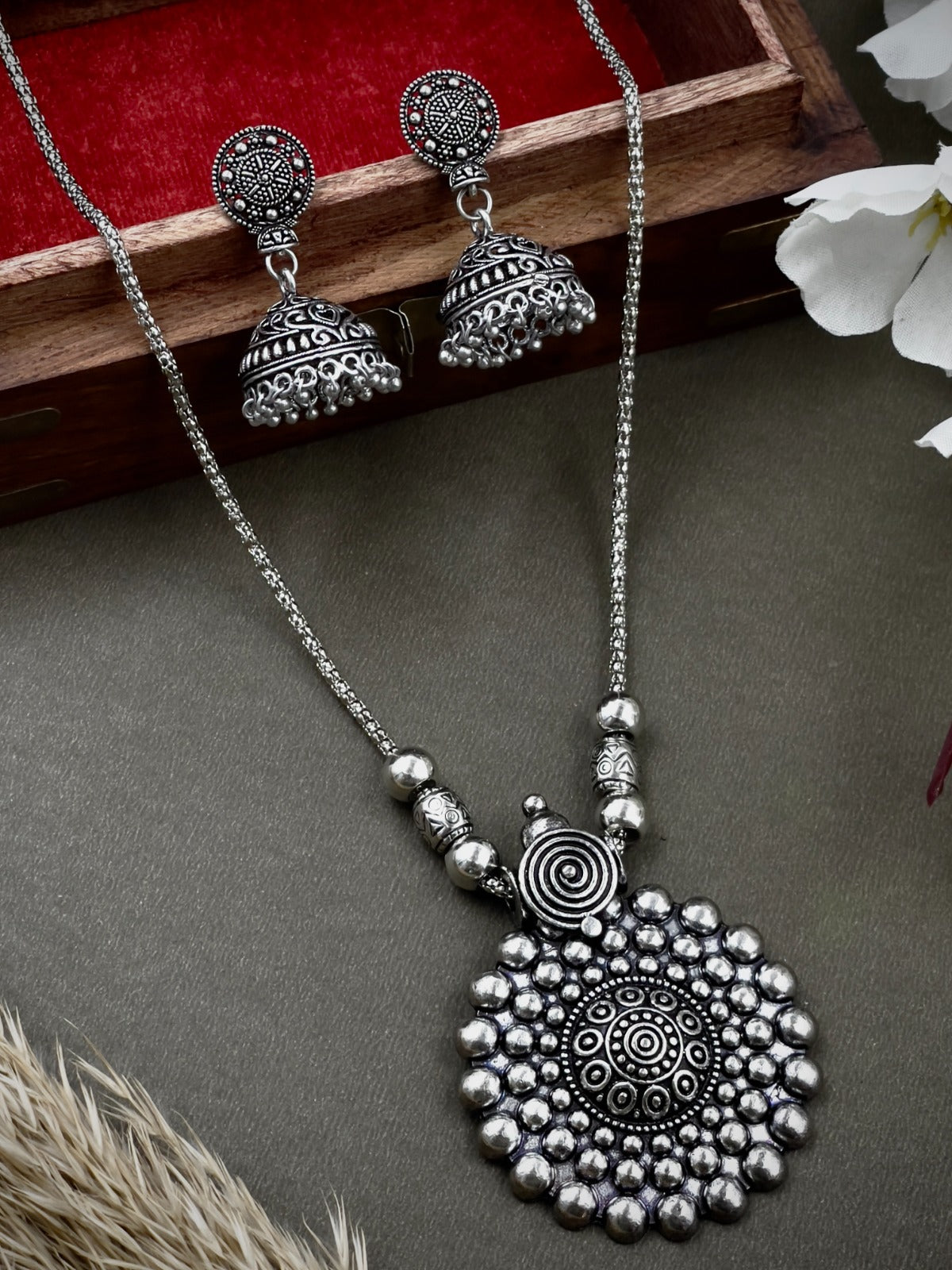 BRASS OXIDISED CHAIN JEWELLERY SET
