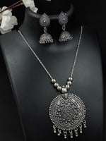 Load image into Gallery viewer, FORUM BRASS OXIDISED JEWELLERY SET