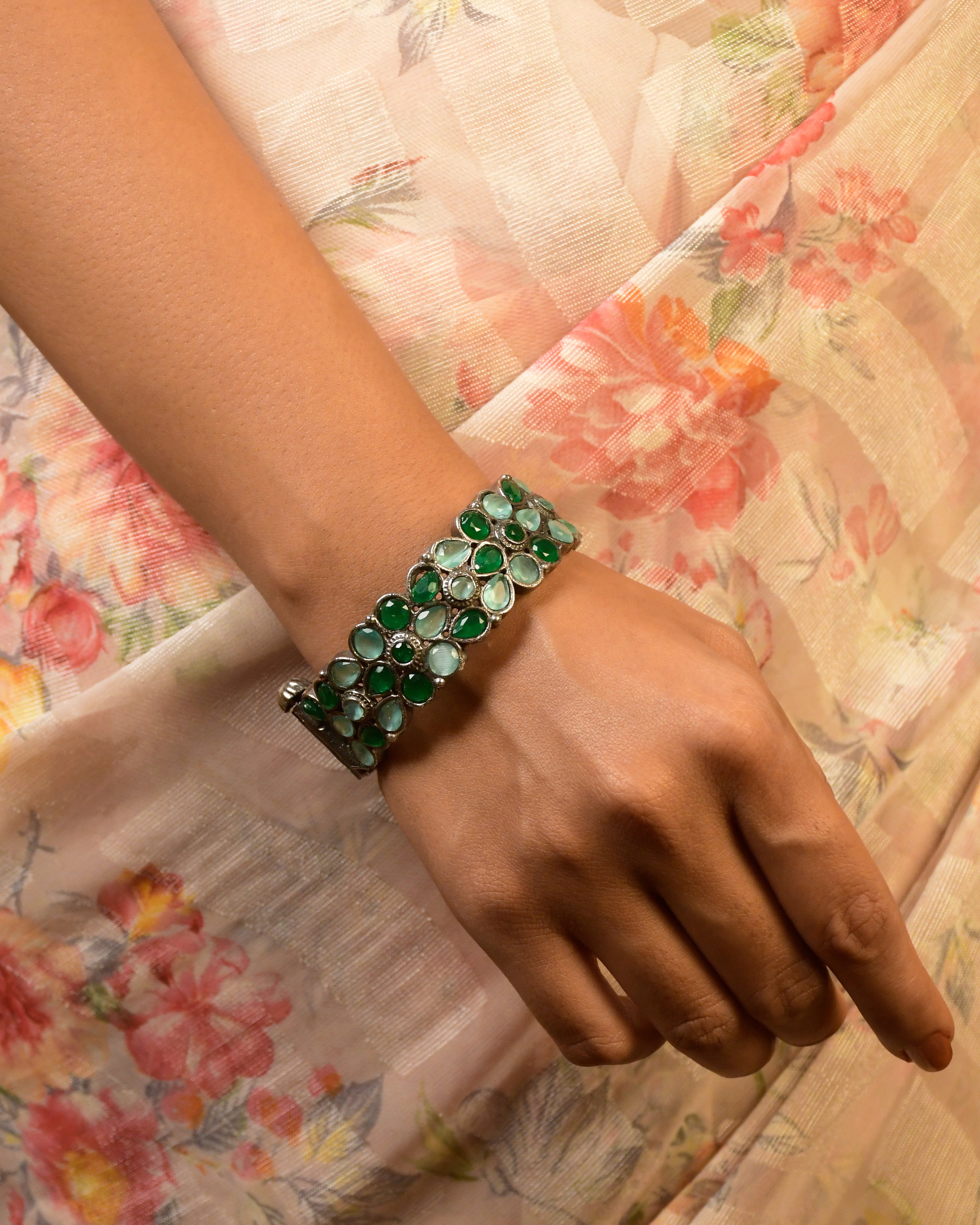 Shreya Silver Lookalike Stone Bangles