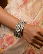 Load image into Gallery viewer, Kiara Stone Bangles