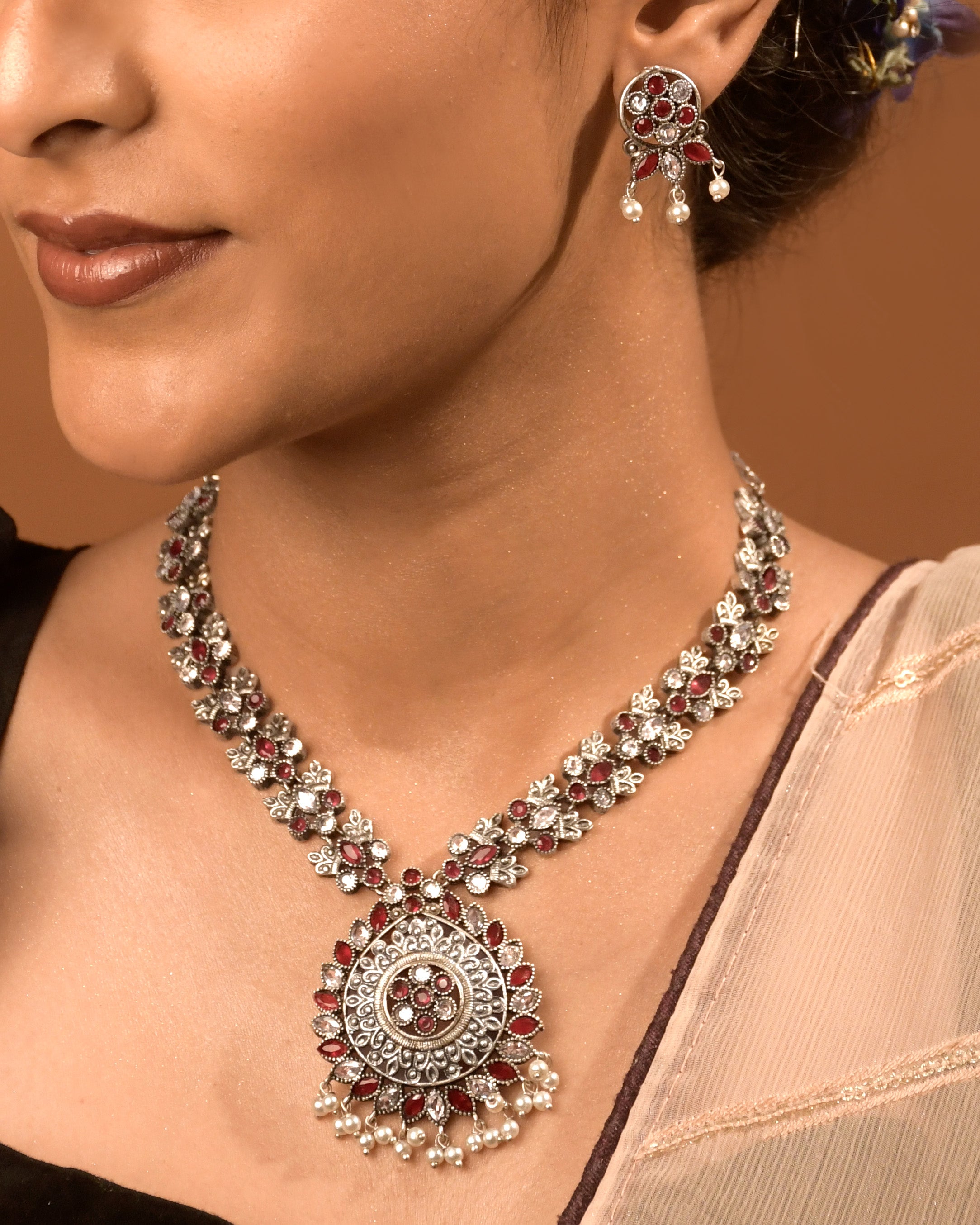 Hiya Stone Necklace Set