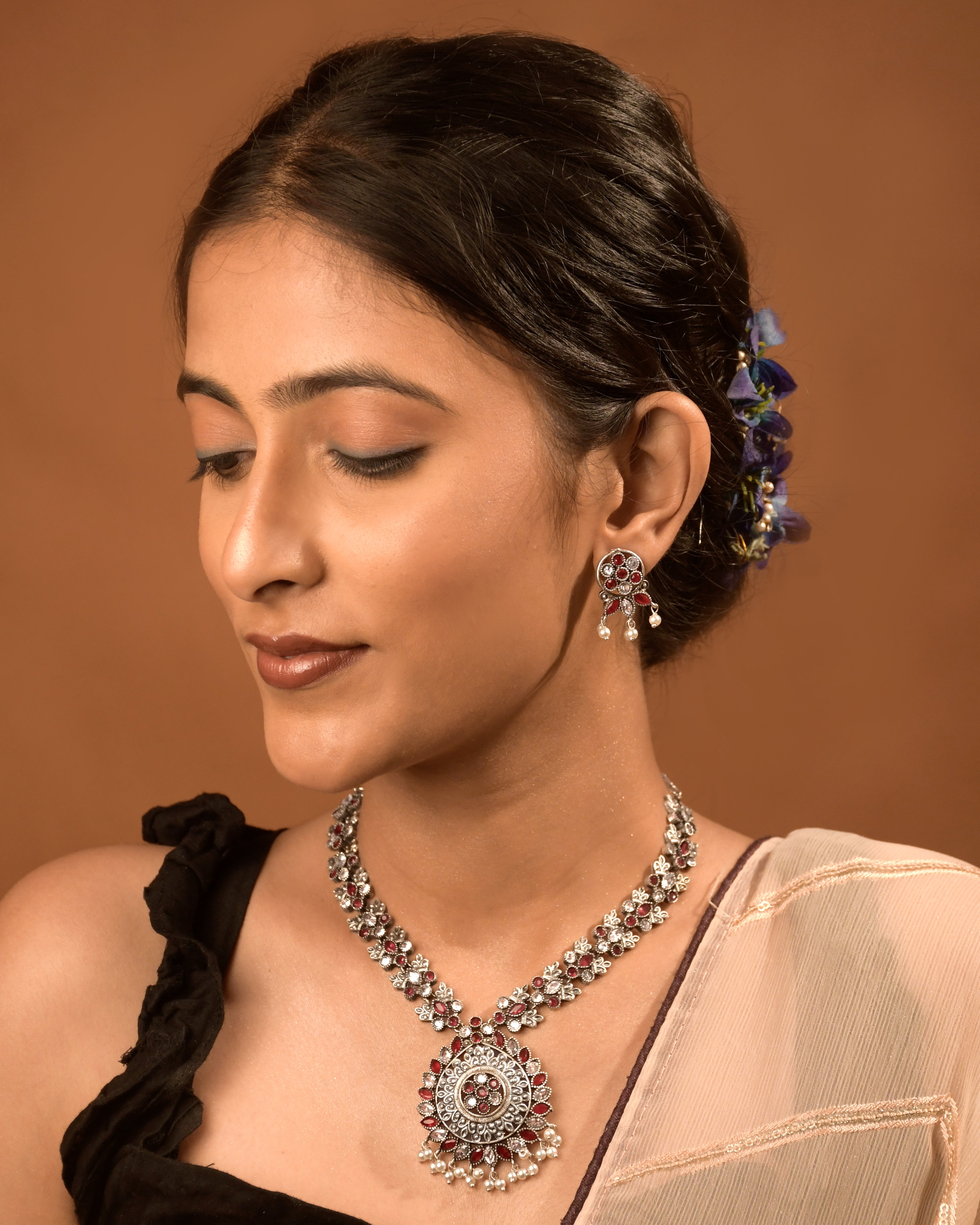 Hiya Stone Necklace Set