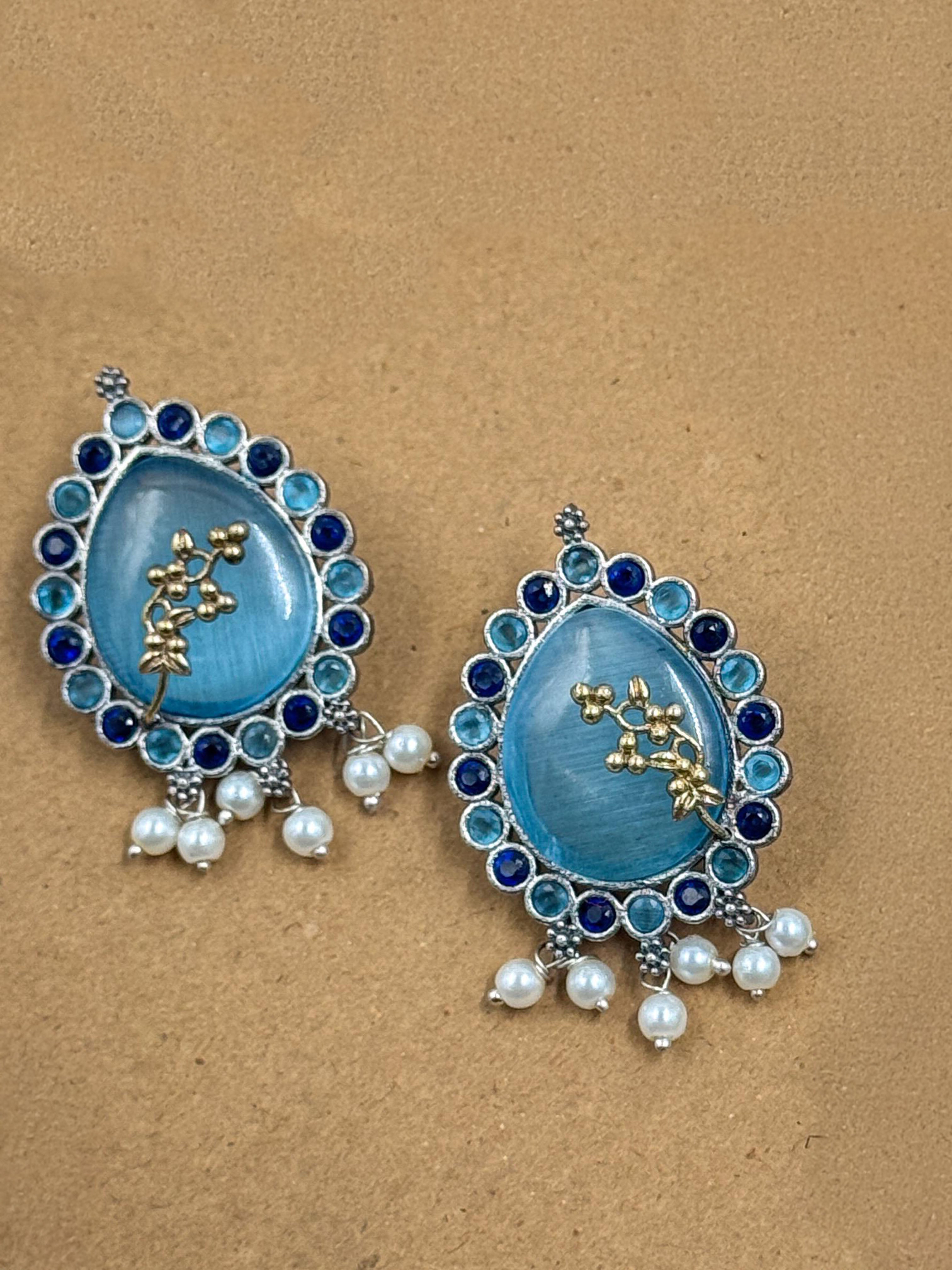 JISHA STONE NECKLACE SET