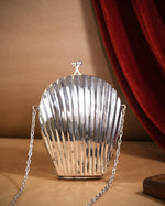 Load image into Gallery viewer, Silver Oxidised Shell Purse