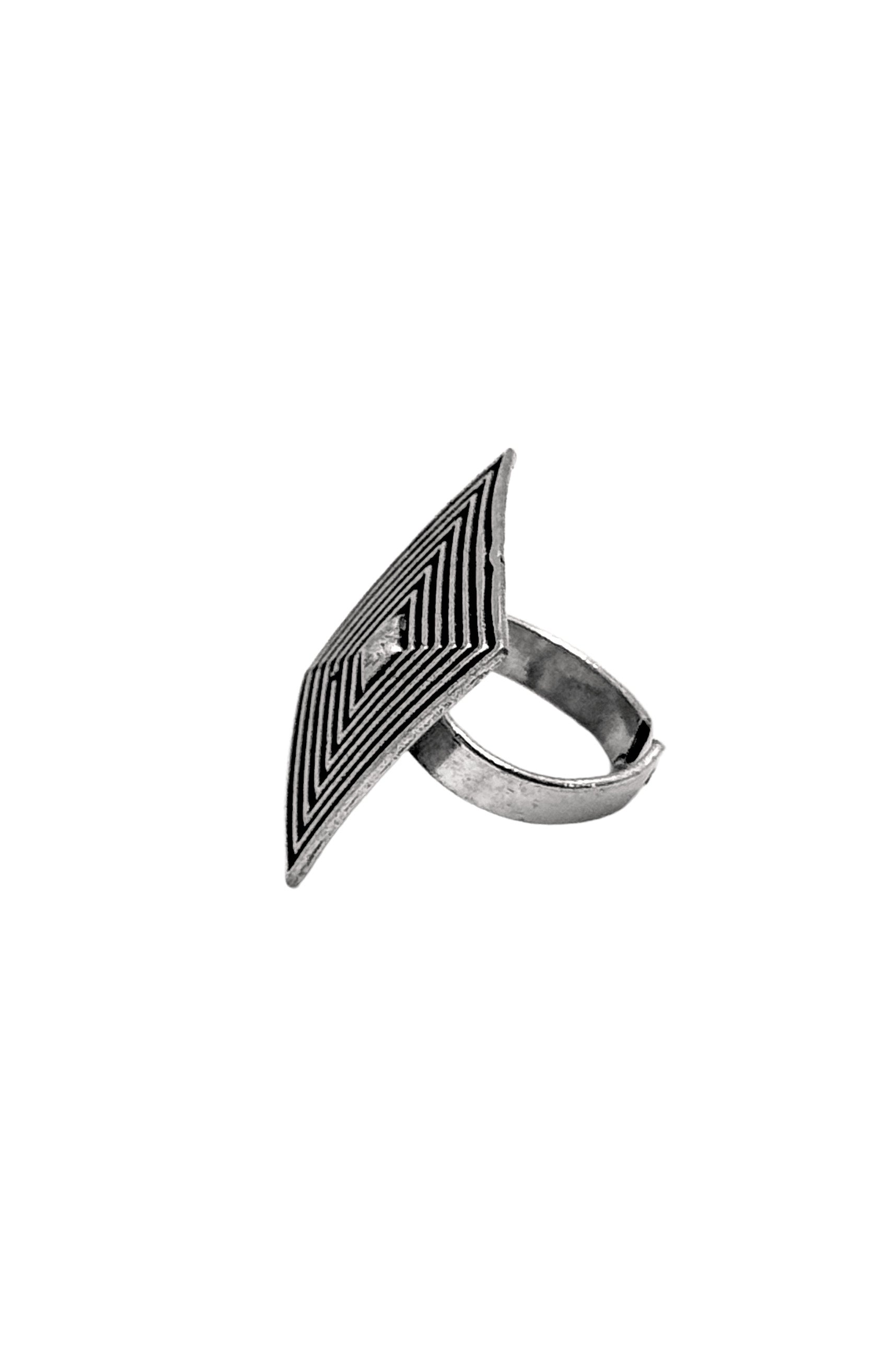 JIYA DESIGNER OXIDISED RING