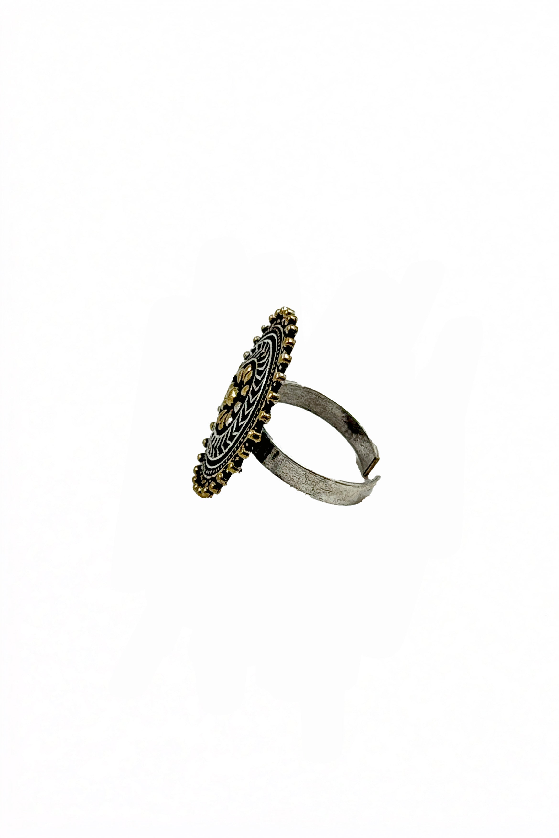 ISHA TWO TONE OXIDISED RING