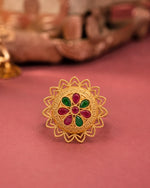 Load image into Gallery viewer, Vrinda Golden Ring