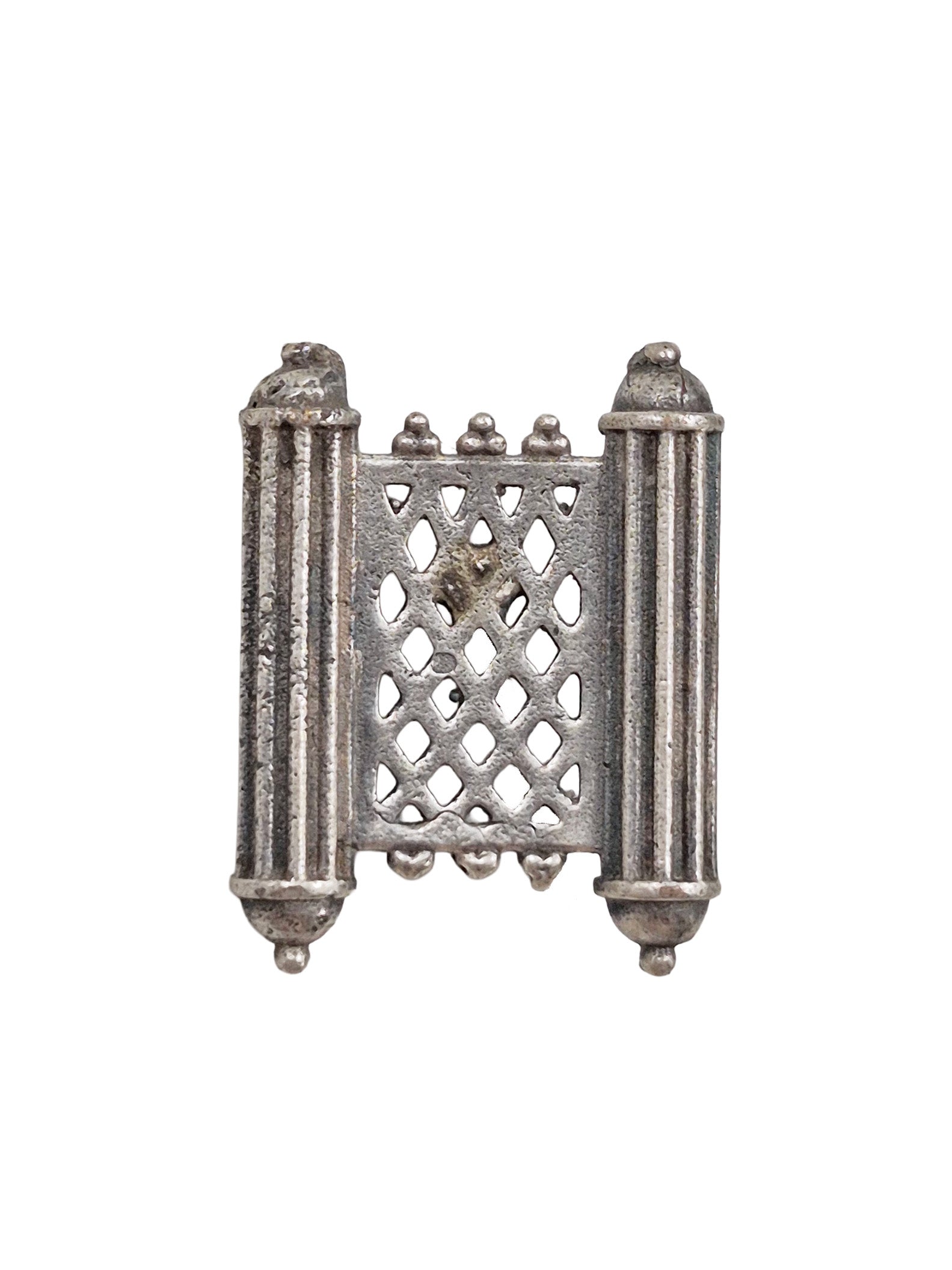SAMIRA SILVER LOOKALIKE STUD EARRINGS
