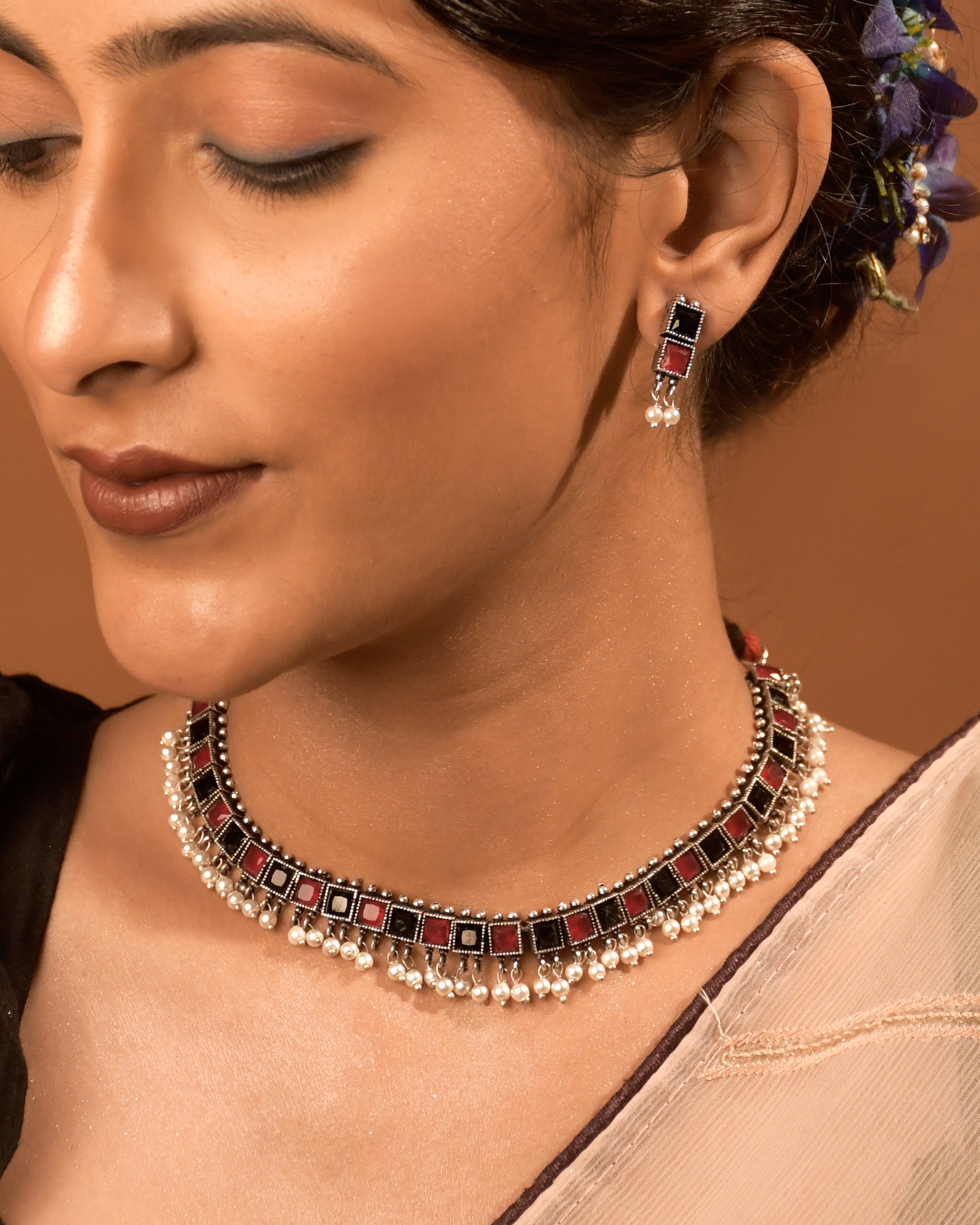 Vedika Stone Necklace Set