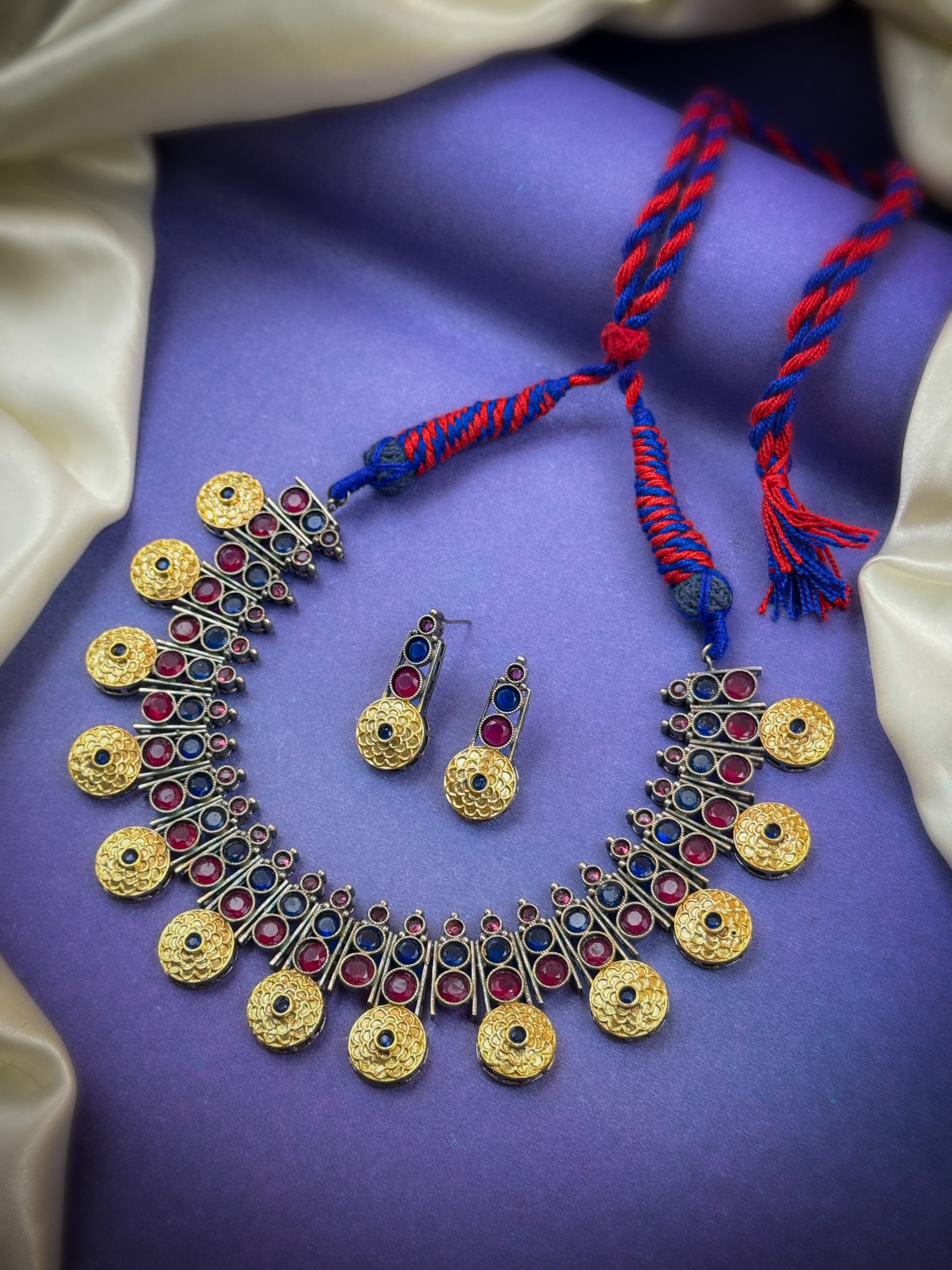 LAVANYA STONE NECKLACE SET