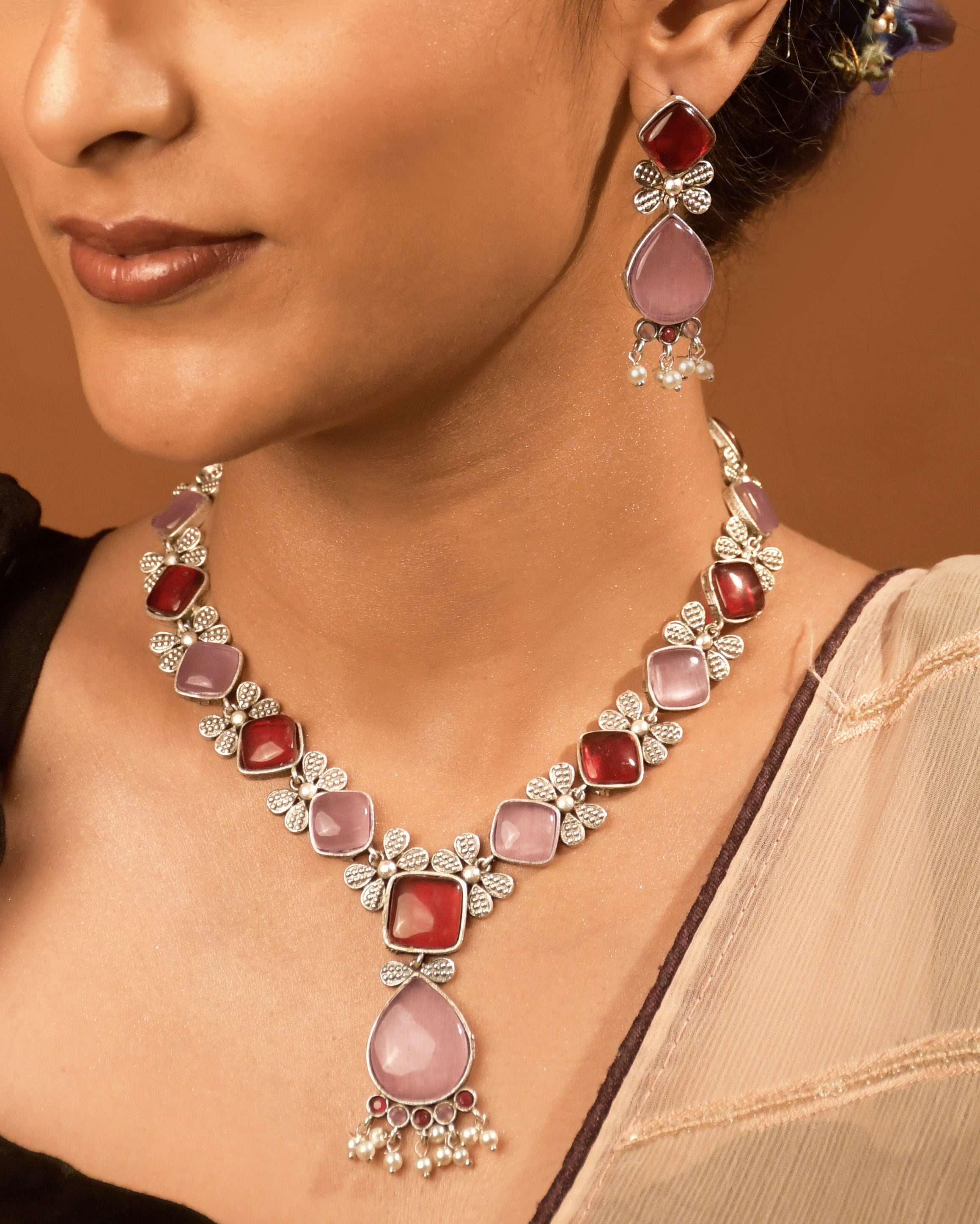 Ravya Stone Necklace Set