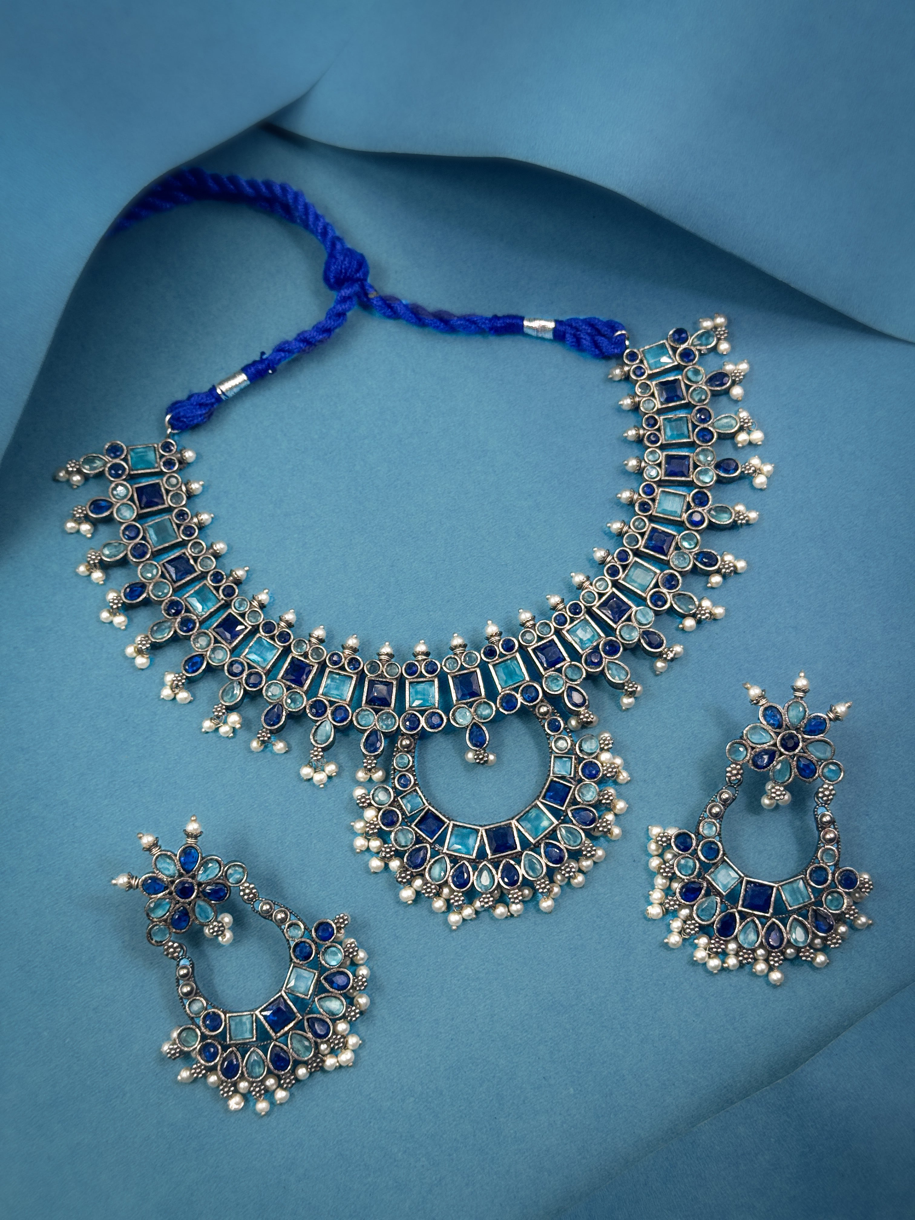 Kiya Stone Necklace Set