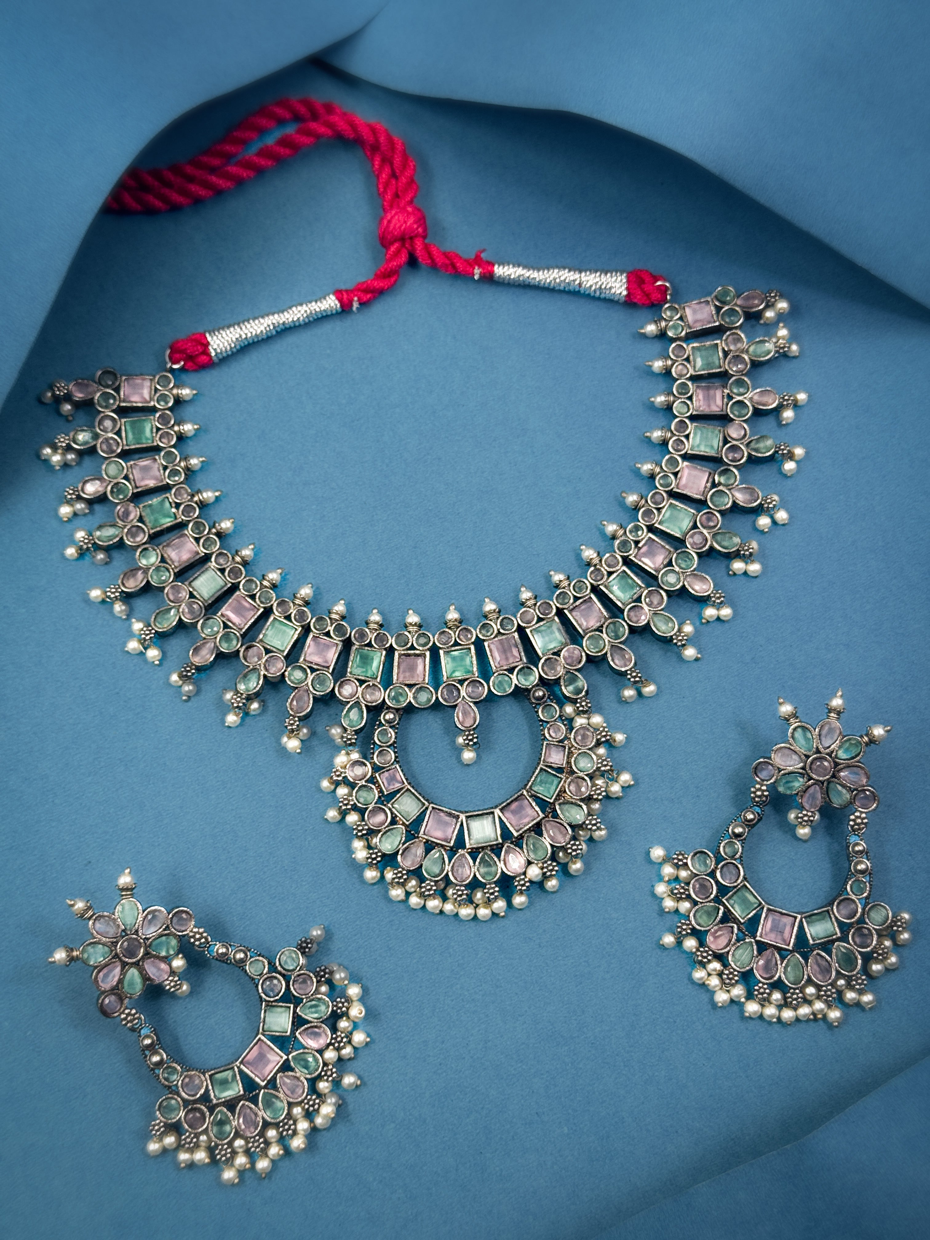 Kiya Stone Necklace Set