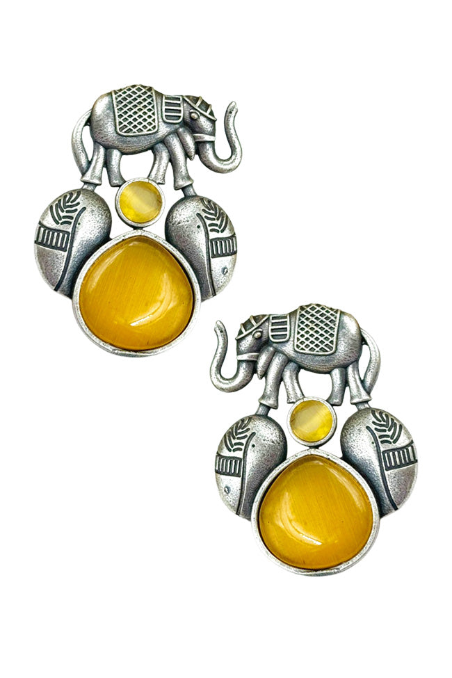 ALMIKA OVERSIZED STUD EARRINGS