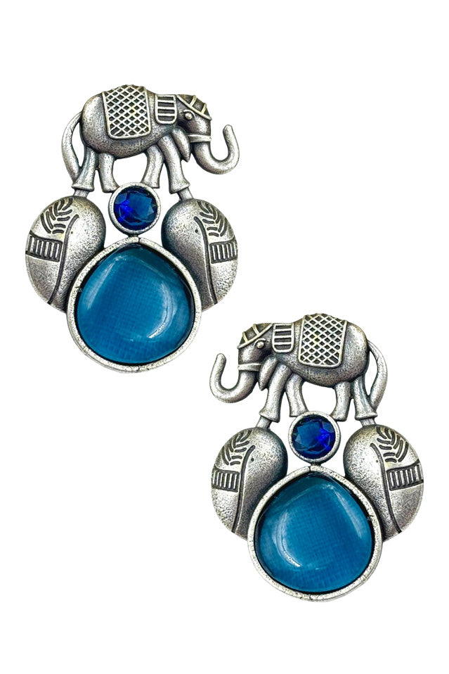 ALMIKA OVERSIZED STUD EARRINGS