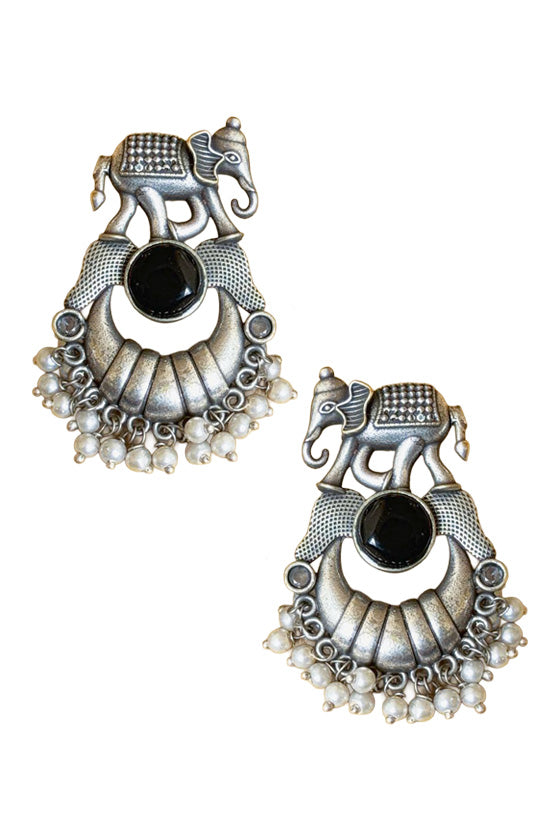 RICHA STUD EARRINGS