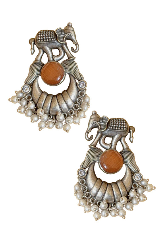 RICHA STUD EARRINGS