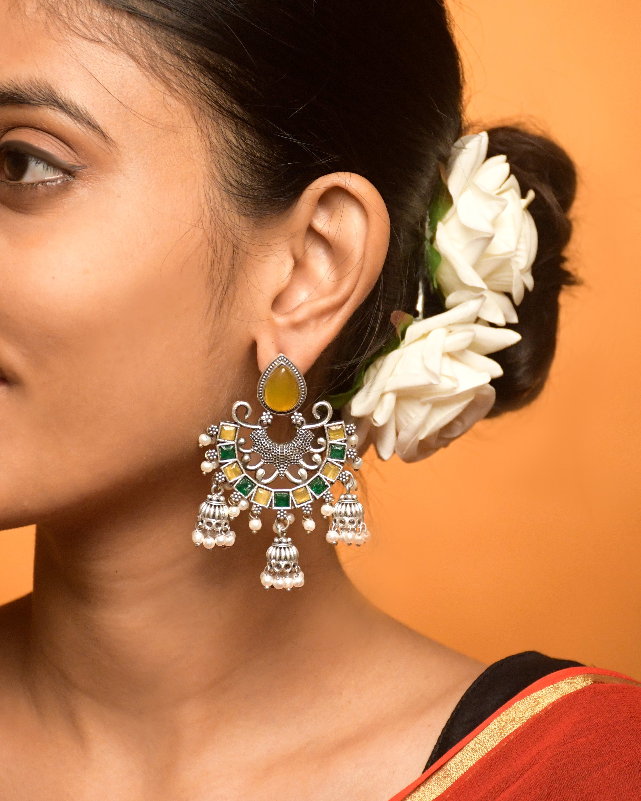 RAHA STONE JHUMKA EARRINGS