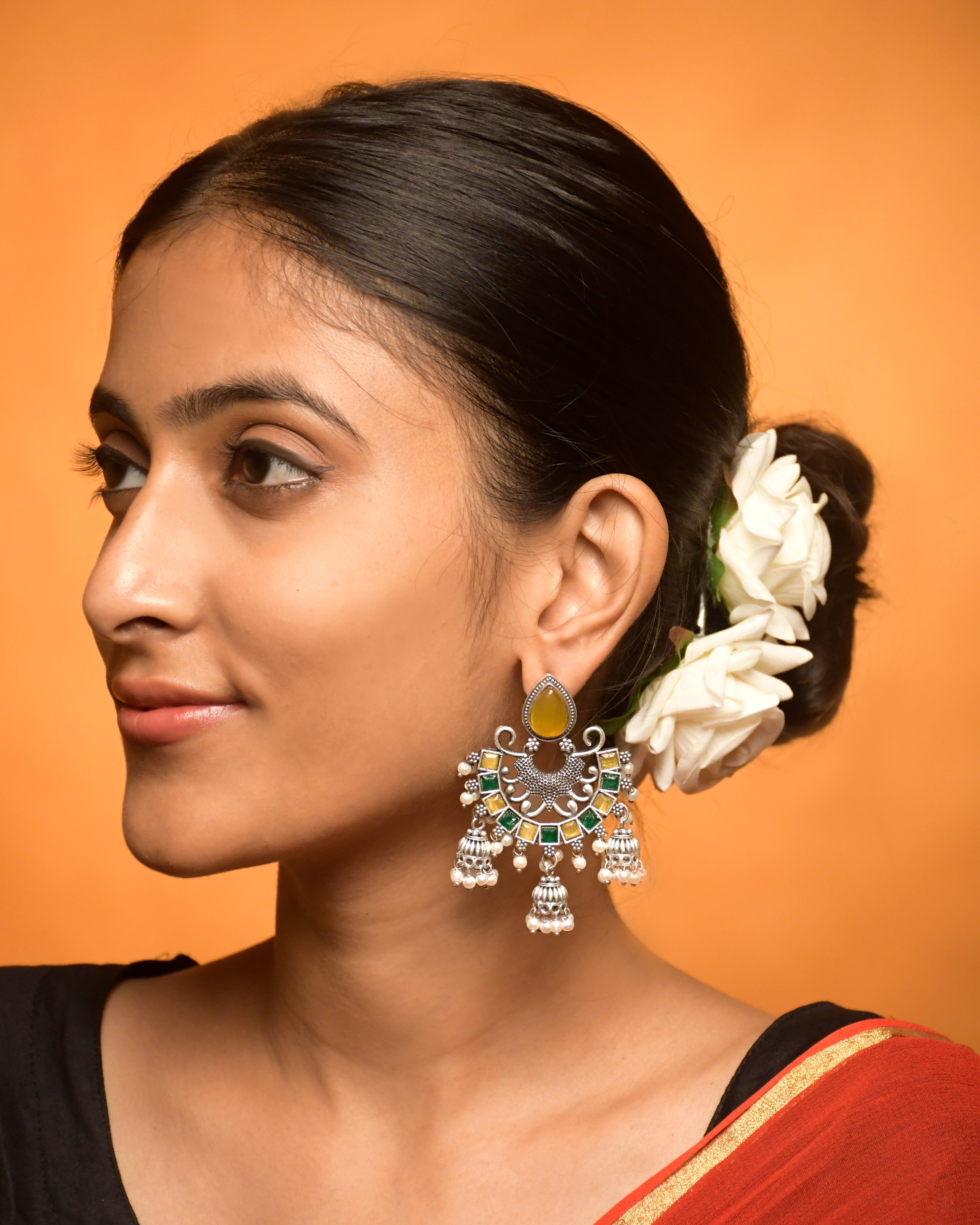 RAHA STONE JHUMKA EARRINGS