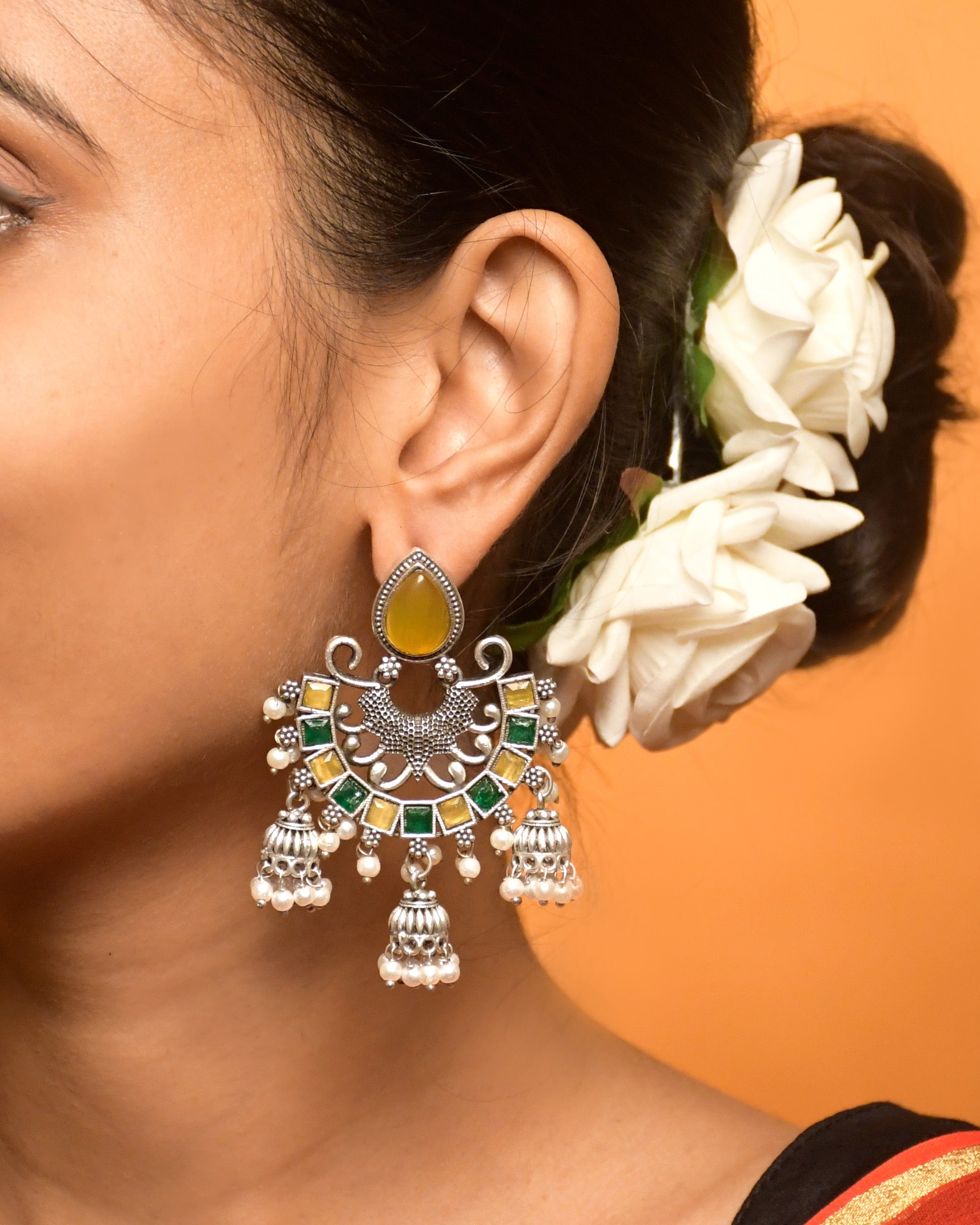 RAHA STONE JHUMKA EARRINGS