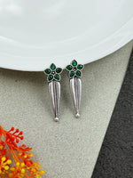 Load image into Gallery viewer, MAHIRA STUD EARRINGS