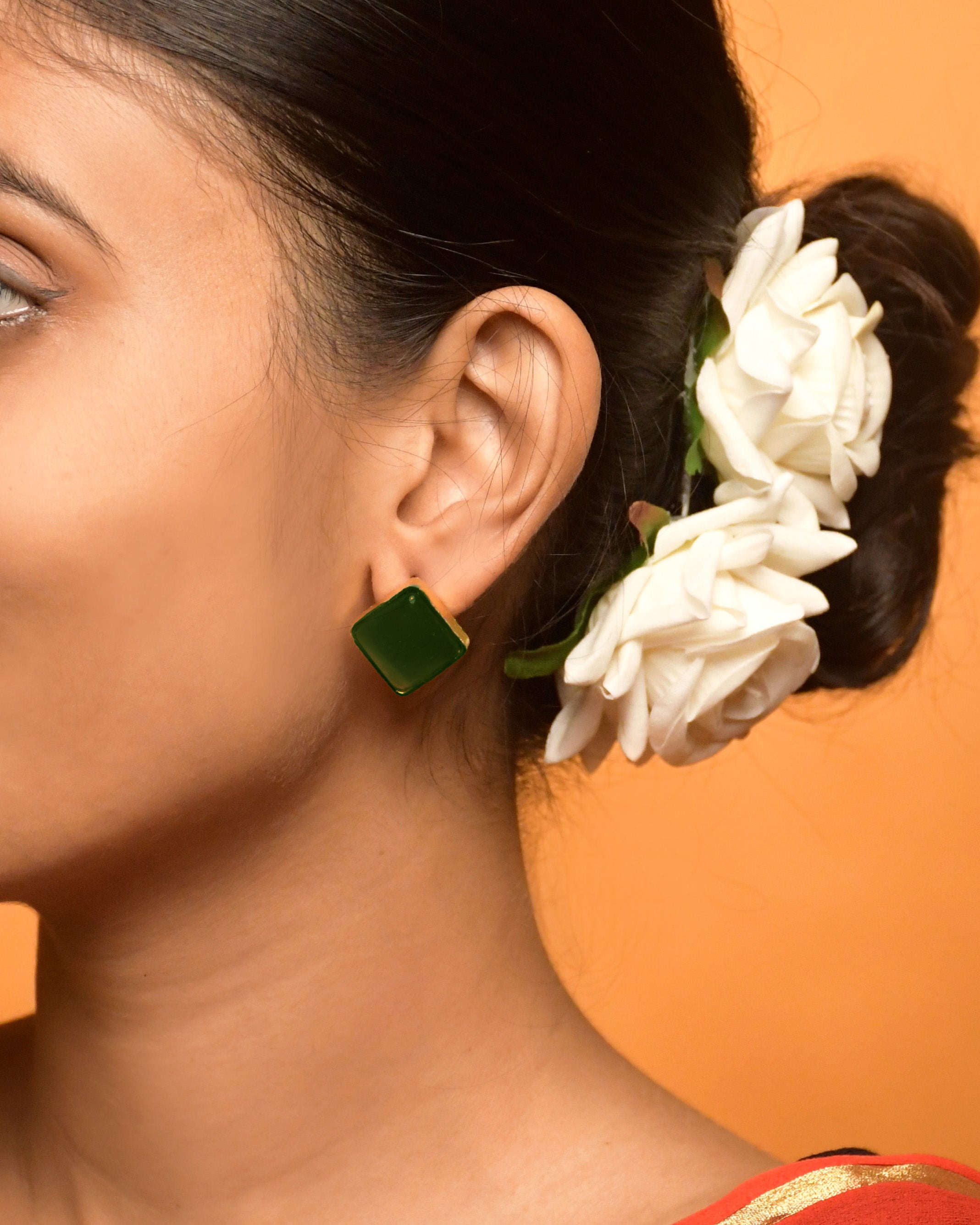 TANIA OXIDISED STUD EARRINGS