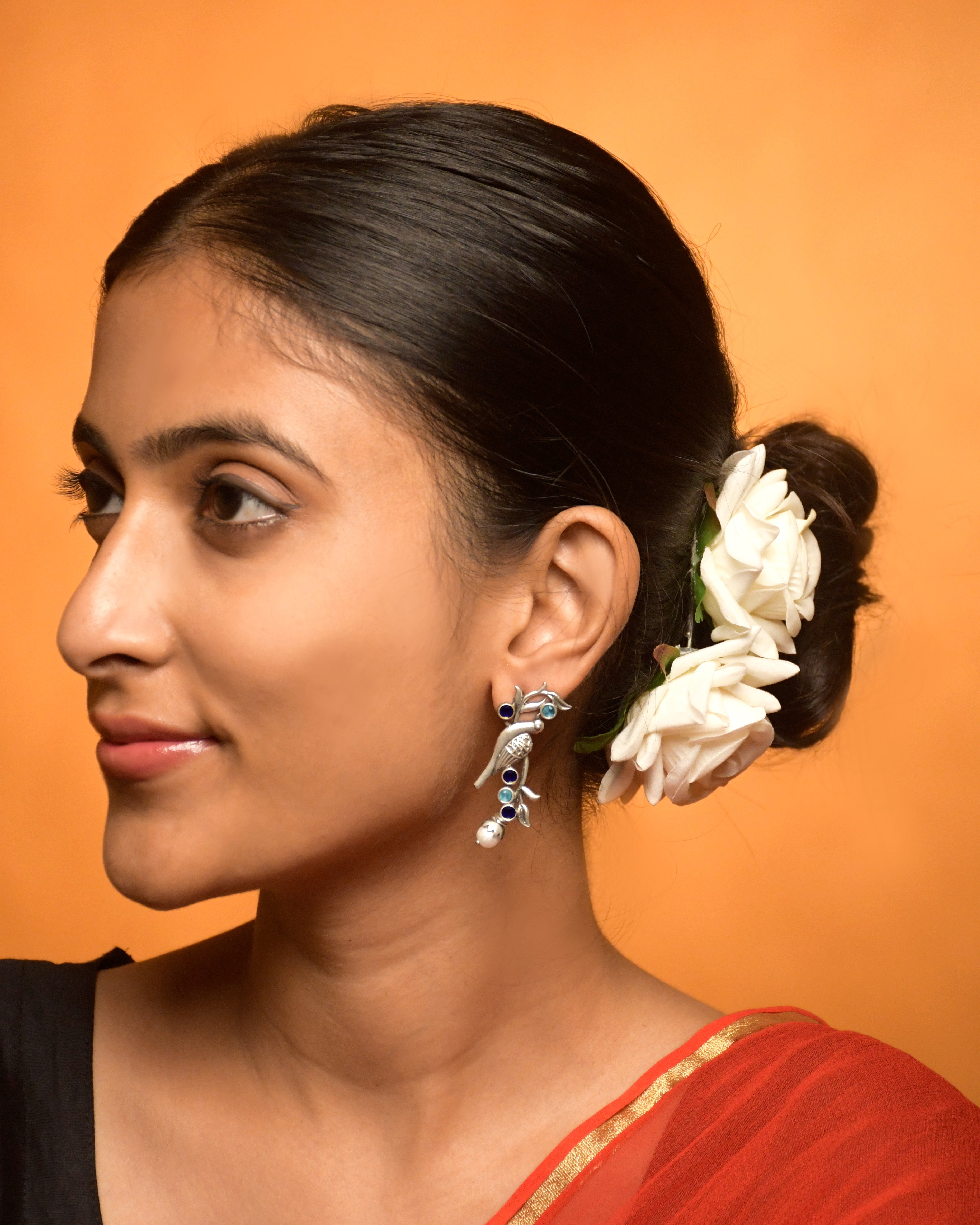 PIYA OXIDISED STUD EARRINGS