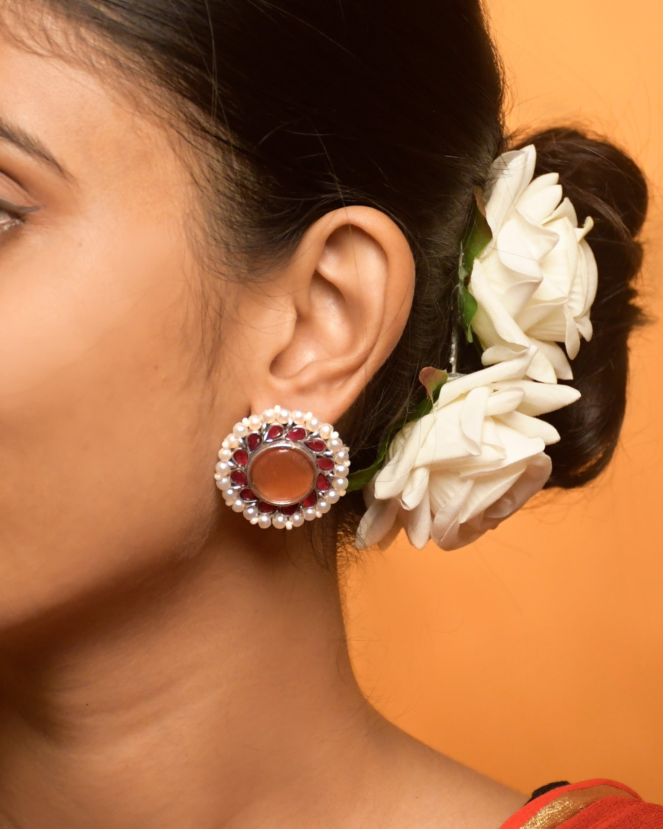 PARI OXIDISED STUD EARRINGS