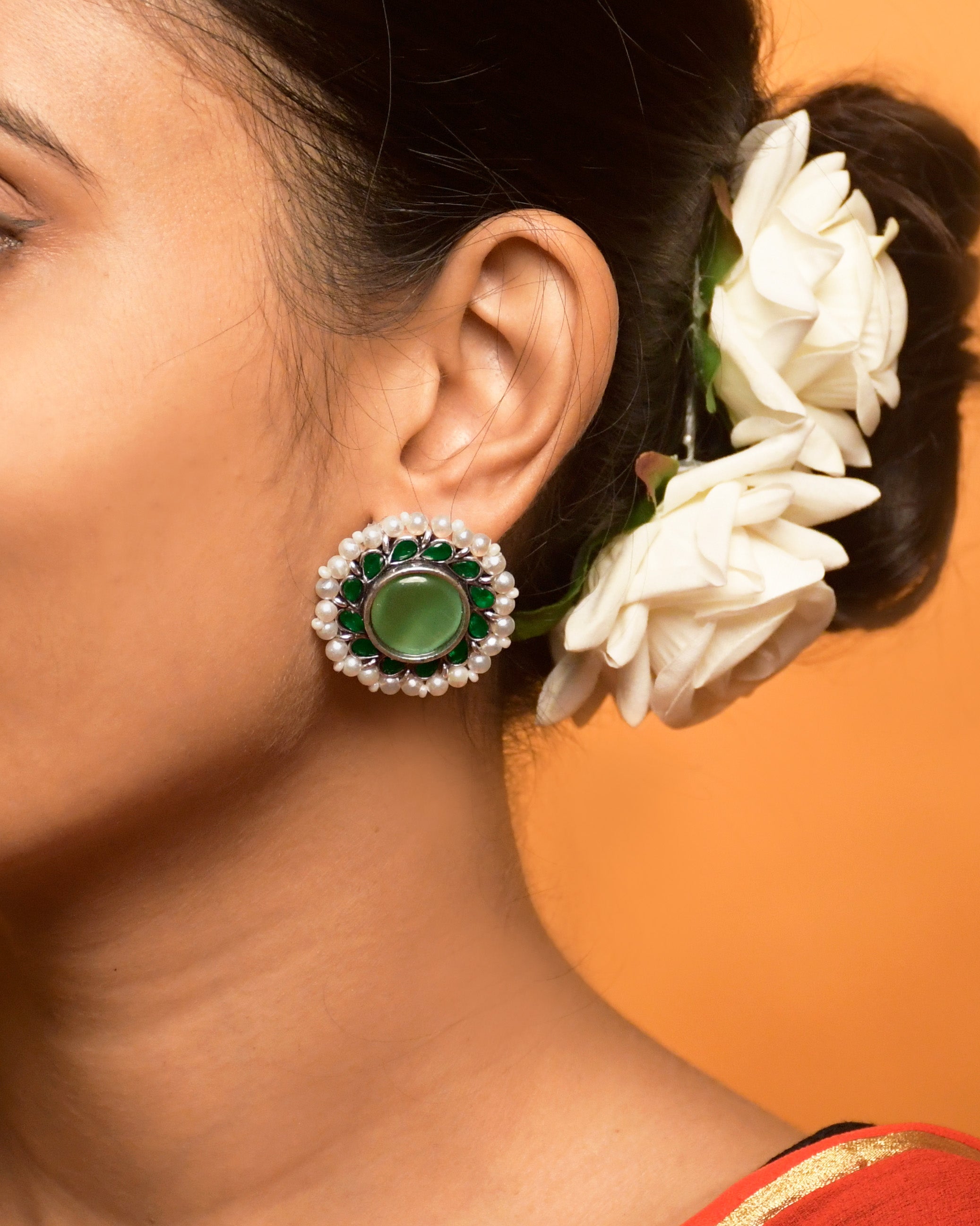 PARI OXIDISED STUD EARRINGS