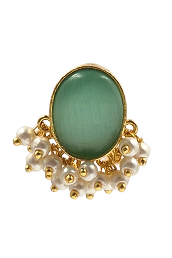 ROOHI GOLDEN STUD EARRINGS