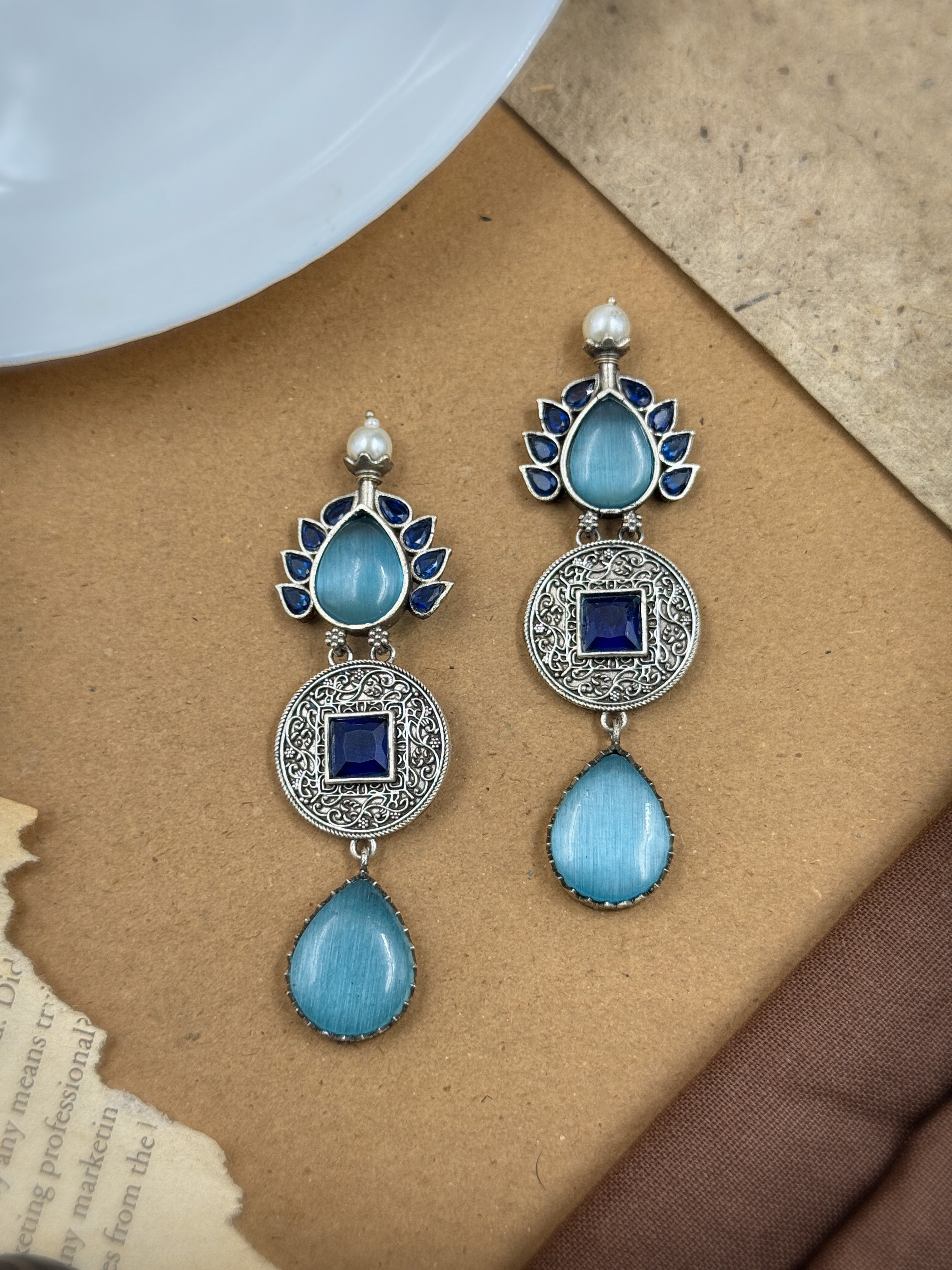 MYSTICLEAF SILVER BLOOM STONE EARRINGS