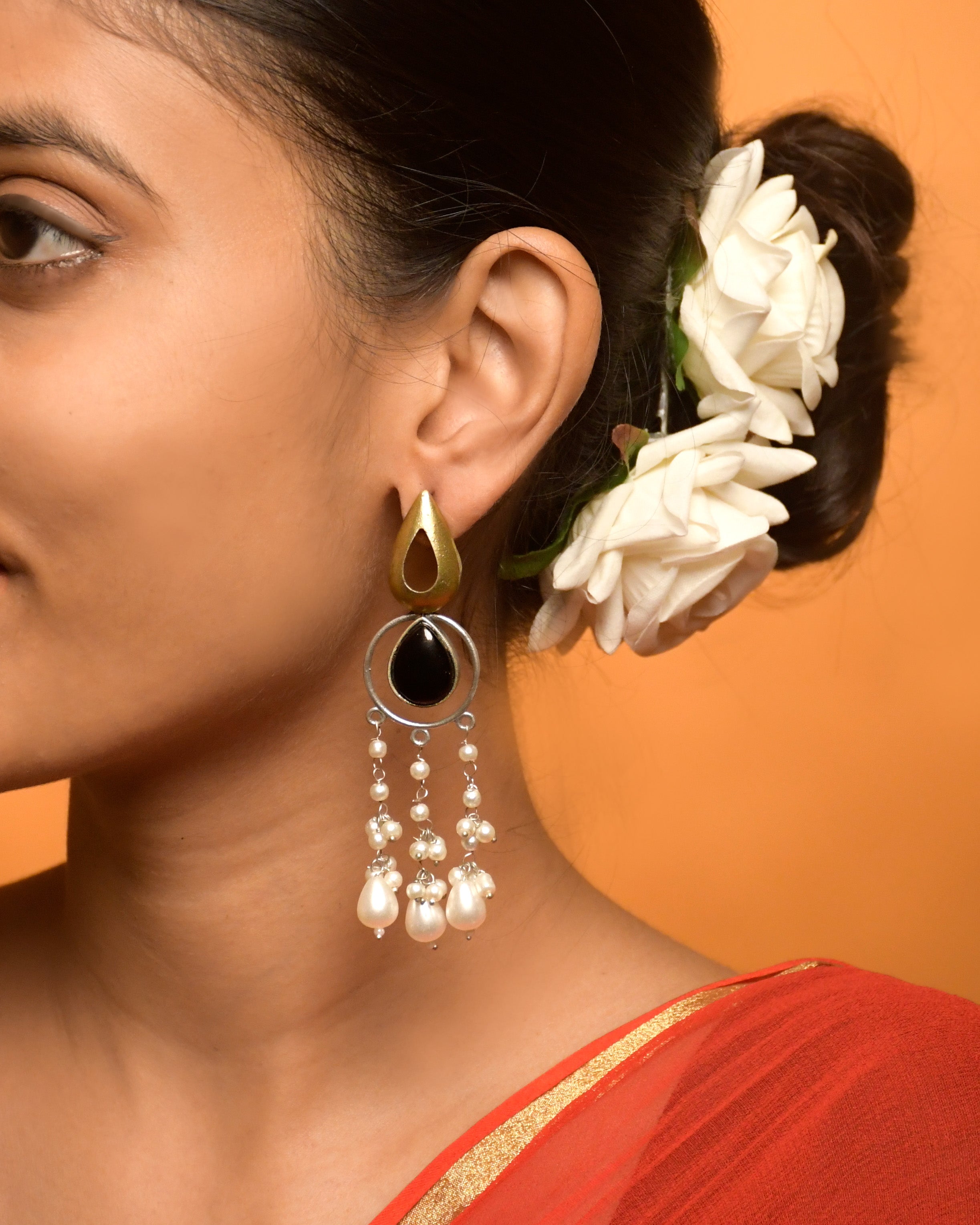 Noir Pearl Dangler Earrings