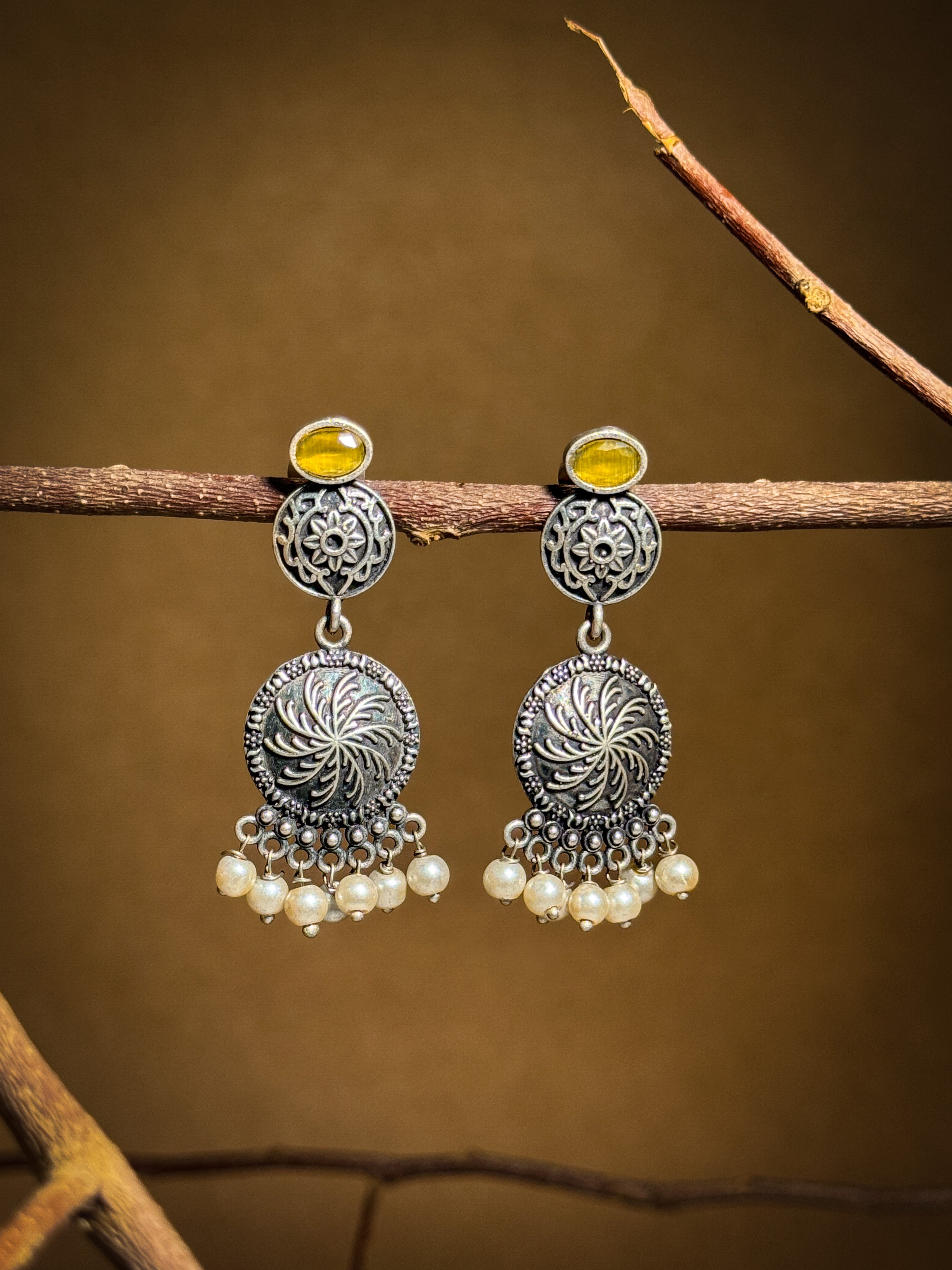 AYUTI SILVER LOOKALIKE DANGLER EARRINGS