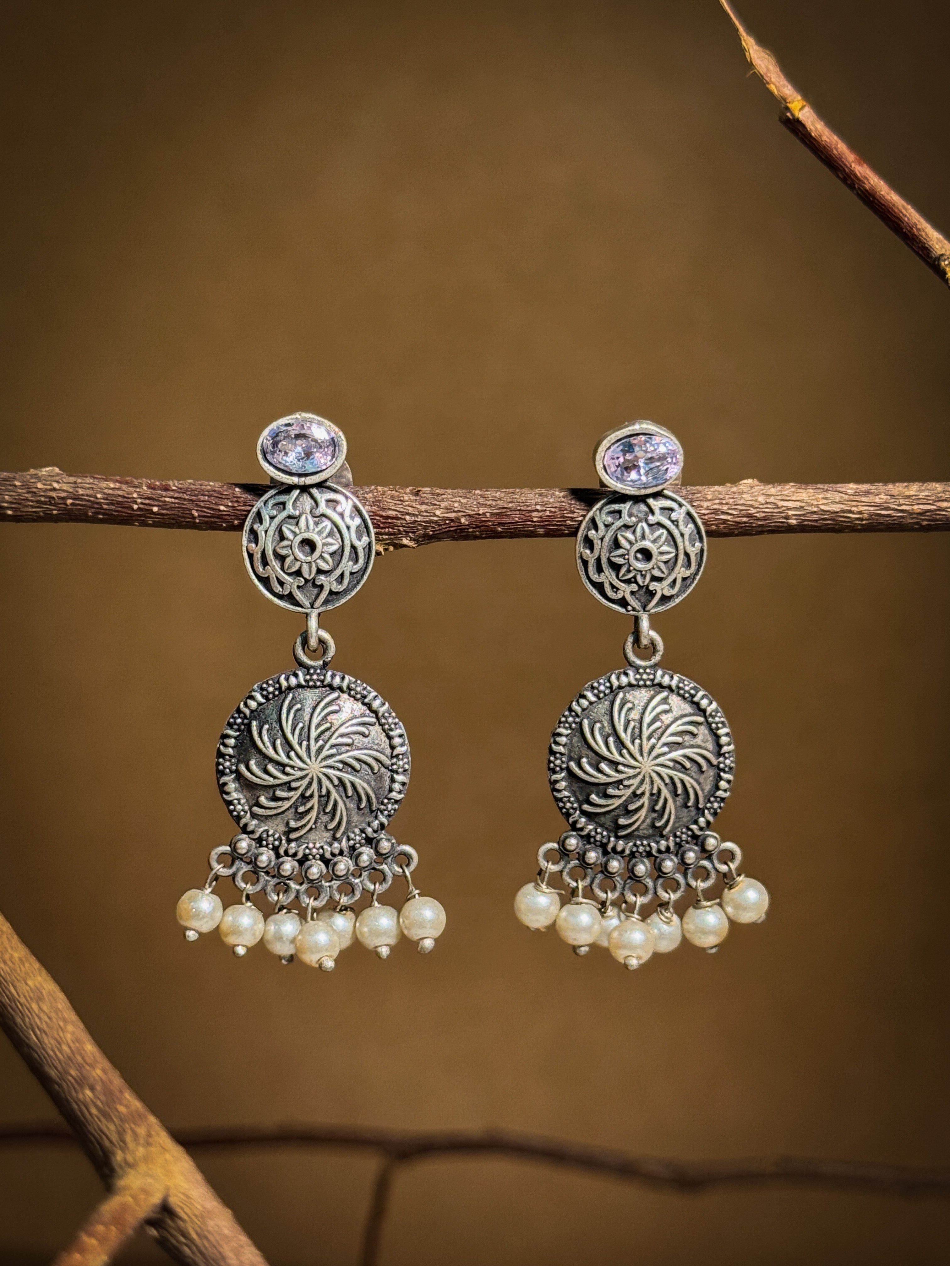 AYUTI SILVER LOOKALIKE DANGLER EARRINGS
