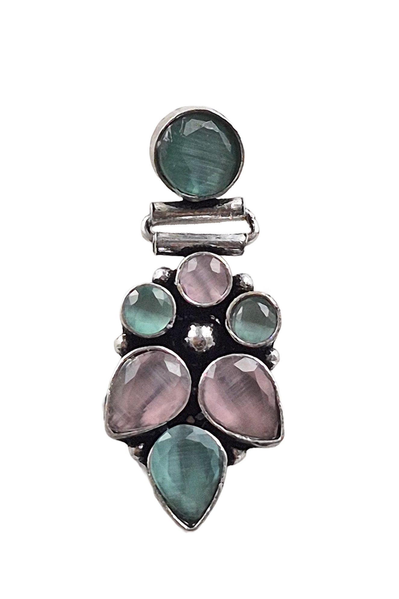 MIA STUDS EARRINGS