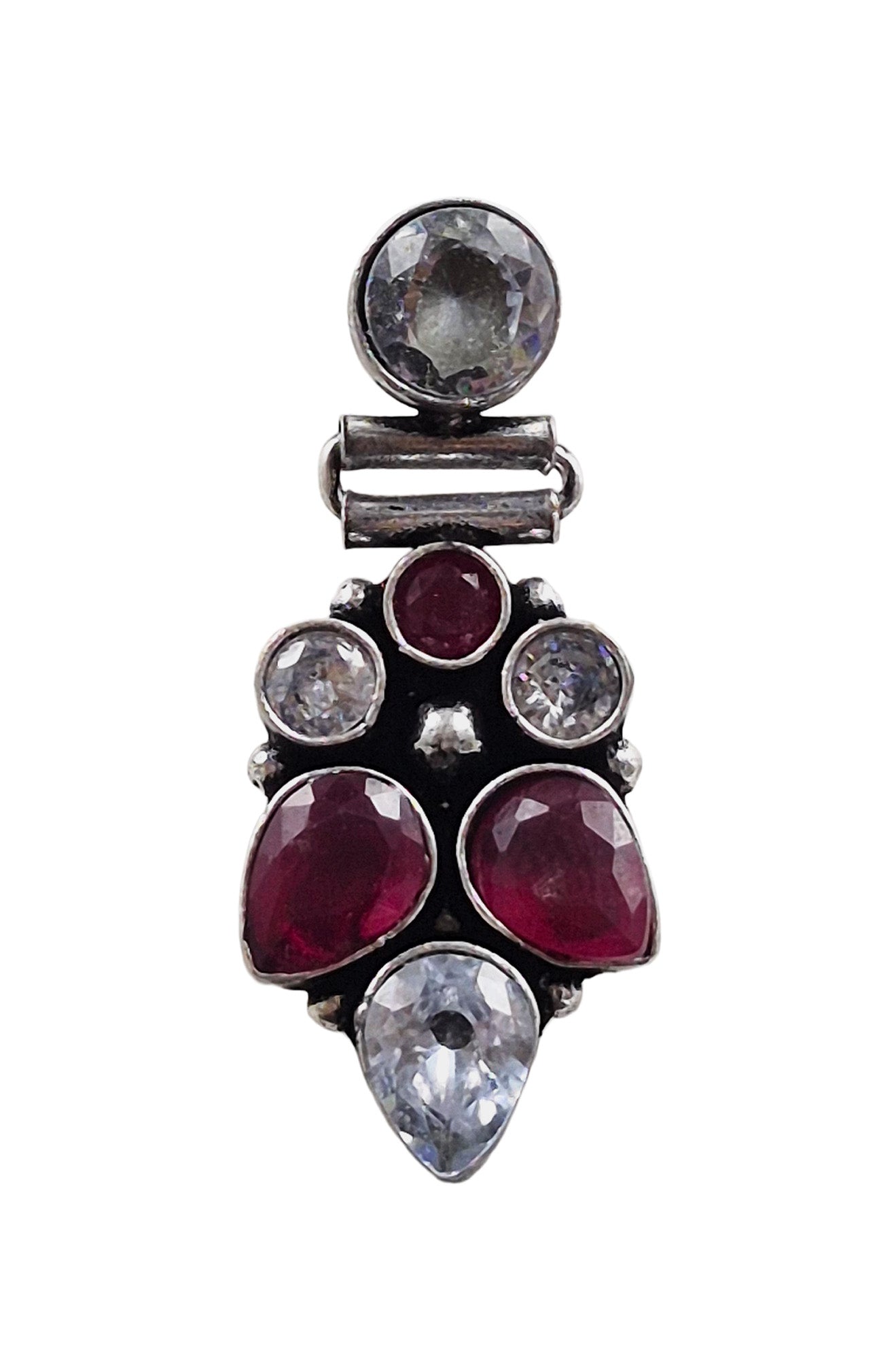 MIA STUDS EARRINGS