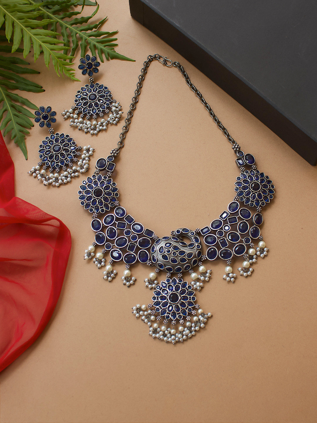 AARVI SILVER LOOKALIKE STONE NECKLACE SET