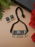 Load image into Gallery viewer, Pihu Stone Necklace Set