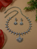Load image into Gallery viewer, SILVER LOOKALIKE STONE NECKLACE SET