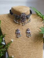 Load image into Gallery viewer, Diya Stone Necklace Set