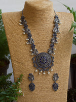 Load image into Gallery viewer, Veda Stone Necklace Set