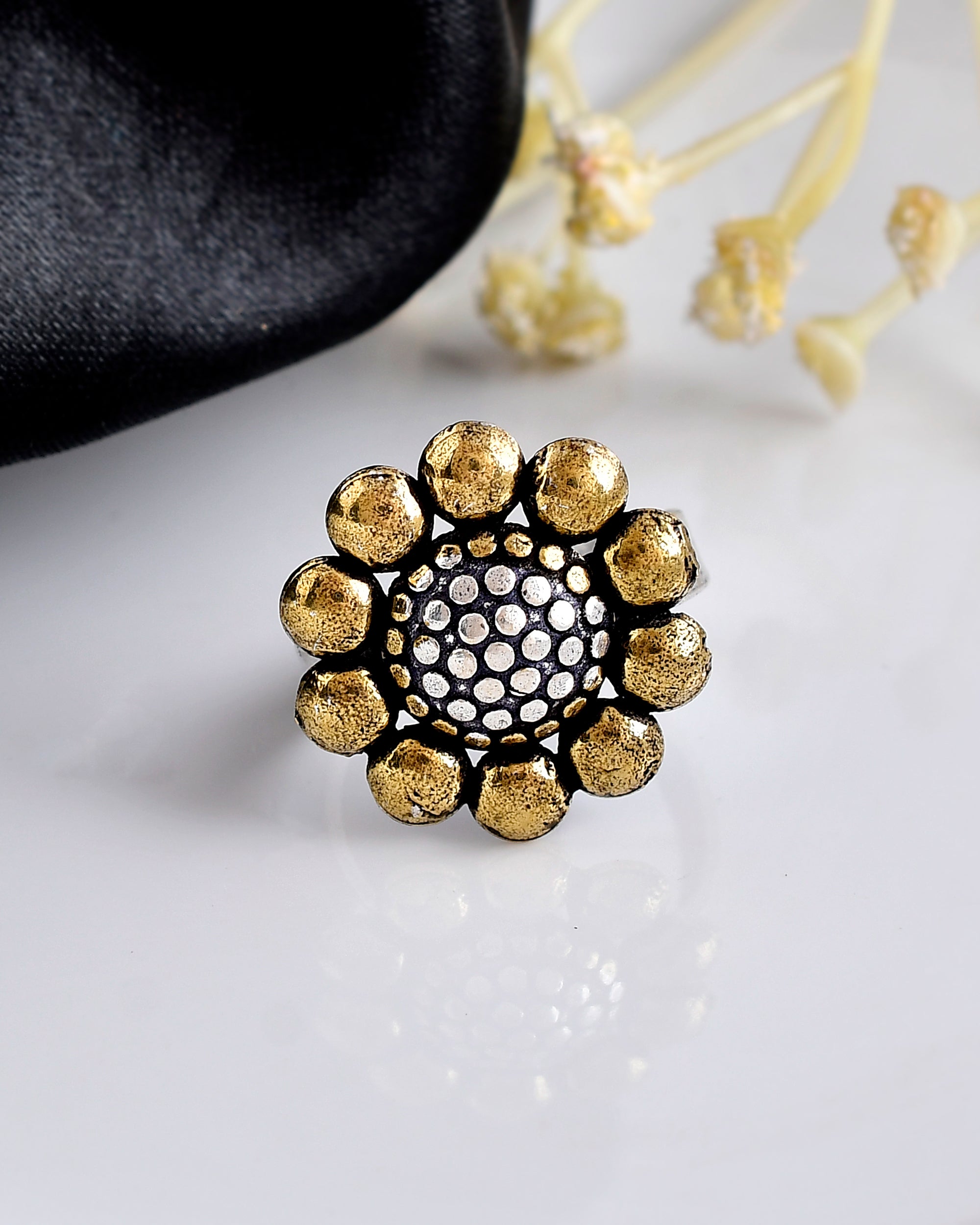 TWO TONE DESIGNER OXIDISED SILVER  RING