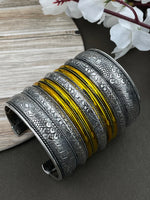 Load image into Gallery viewer, BRASS MATERIAL DUAL TONE KADA