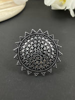 Load image into Gallery viewer, KYRA DESIGNER OXIDISED SILVER RING