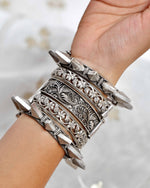 Load image into Gallery viewer, Aarohi Silver Lookalike Bangle Stack