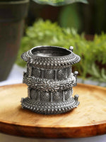 Load image into Gallery viewer, Riddhi Silver Lookalike Bangle Stack