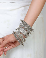 Load image into Gallery viewer, Tanisha Silver Lookalike Bangle Stack
